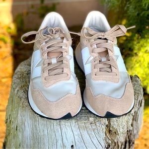 Neutral New Balance 237 - like New!